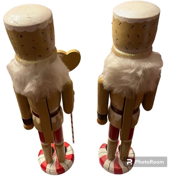 15in Wood Nutcracker w/ Staff Peppermint Candy Base Glitter & Gingerbread Man x2 - Picture 7 of 11